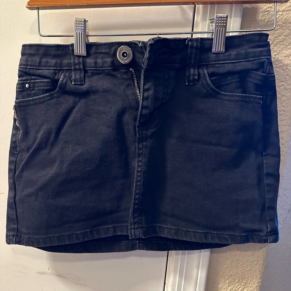 Light wash, black mini skirt offbrand